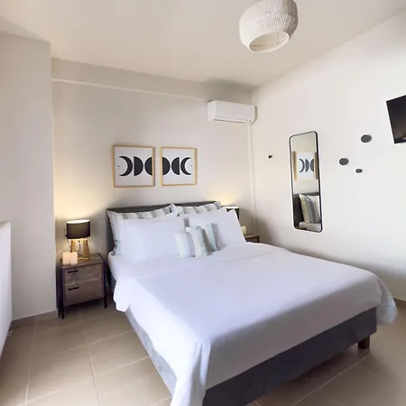 Amare Luxury Living * Волос